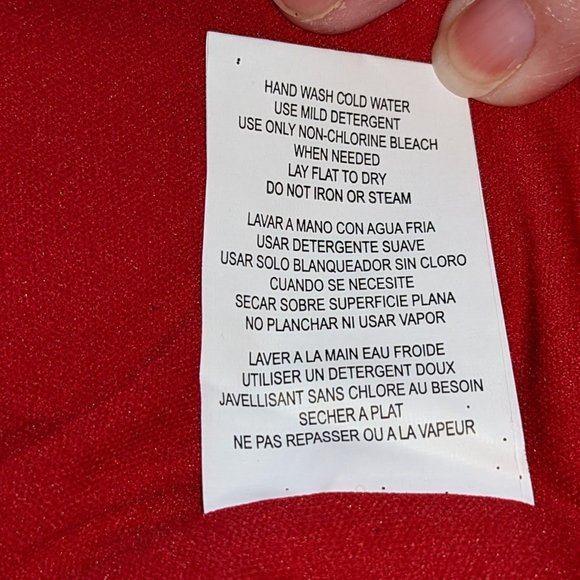 Homecoming Dress - Red Lace Form Fitting  with V Front Glitter & Lace  - Size 7 - Picture 16 of 16